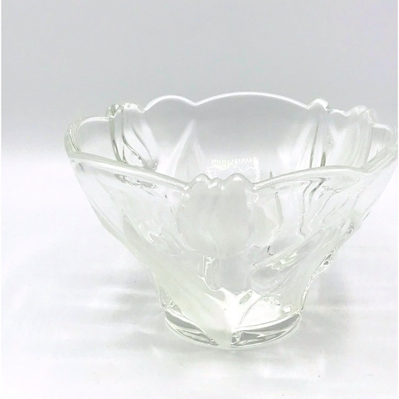 Mikasa Spring Debut frosted tulip pattern bowl.Made in Germany - Picture 1 of 7